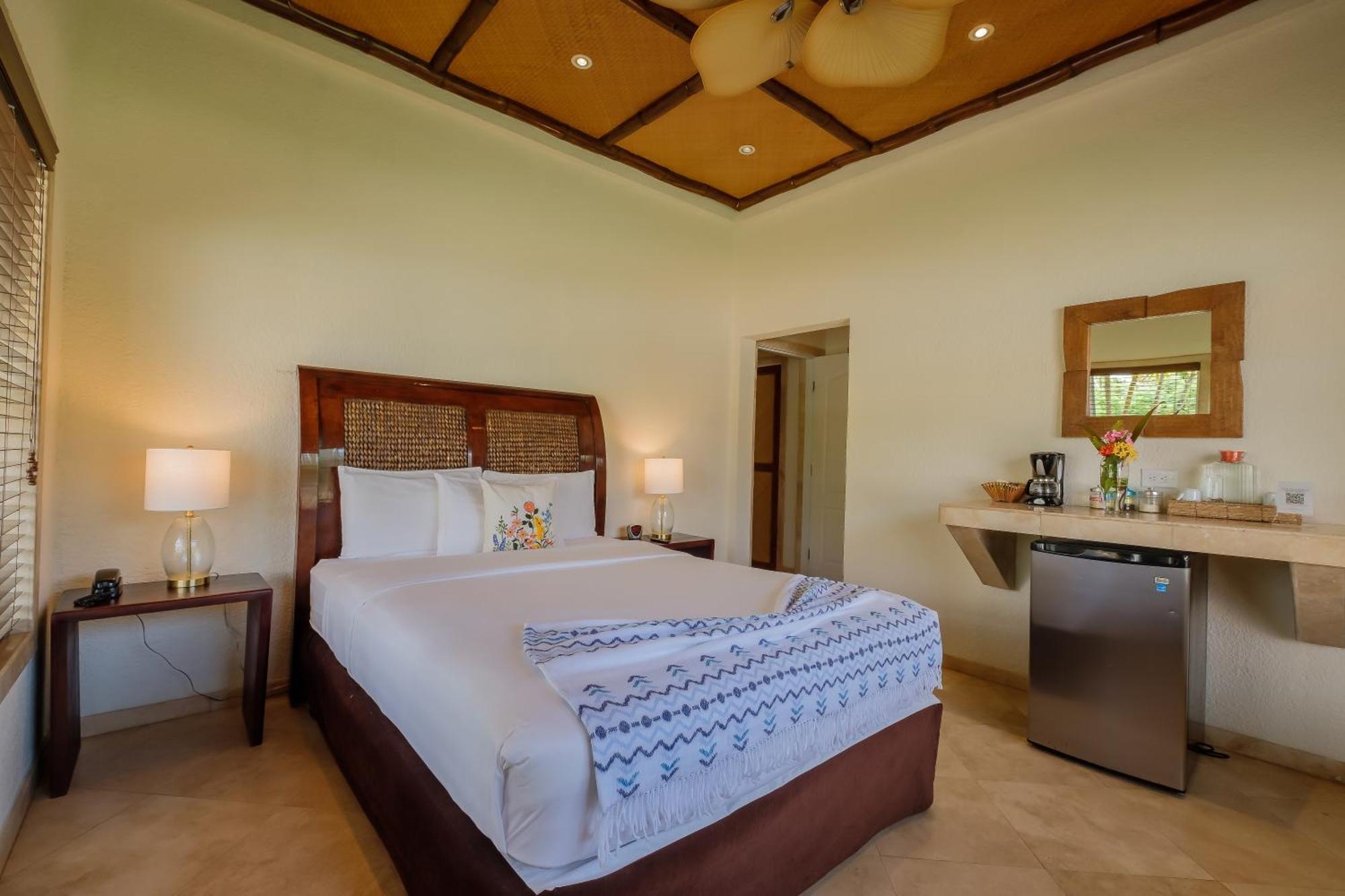 The Placencia Maya Beach ภายนอก รูปภาพ